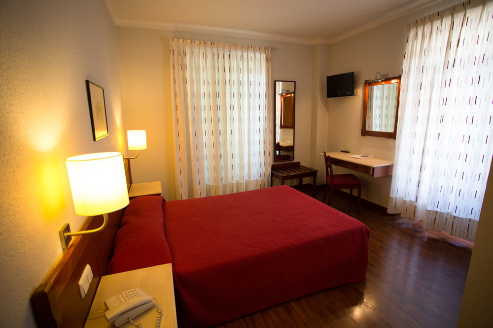 Solaris 3* Setúbal